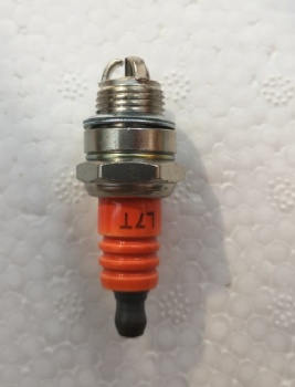 L7TC spark plugs